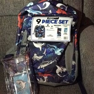 NWT. Kids Backpack / with all essentials
